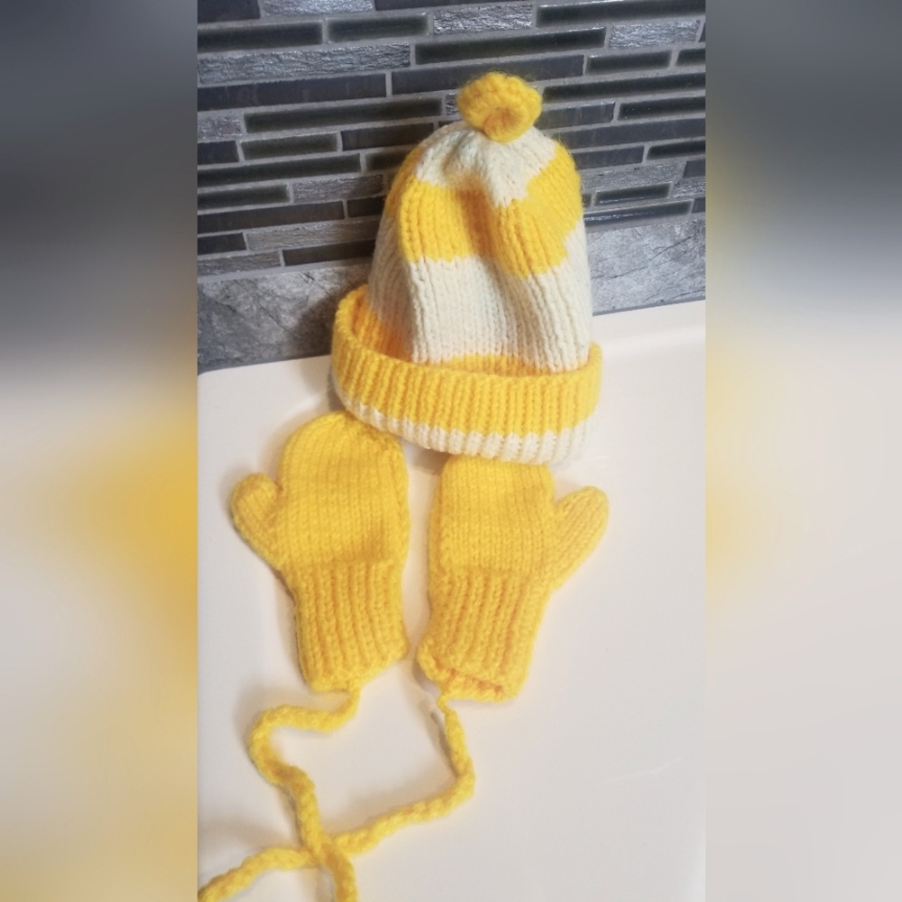 Hand knit hat & mittens
